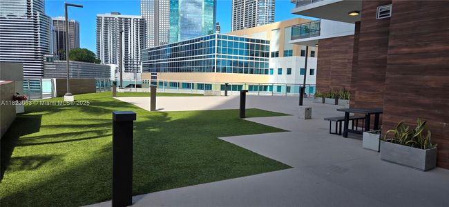 APT-3411 - 350 S Miami Ave, Condo with 1 bedrooms, 1 bathrooms and null parking in Miami FL | Image 14