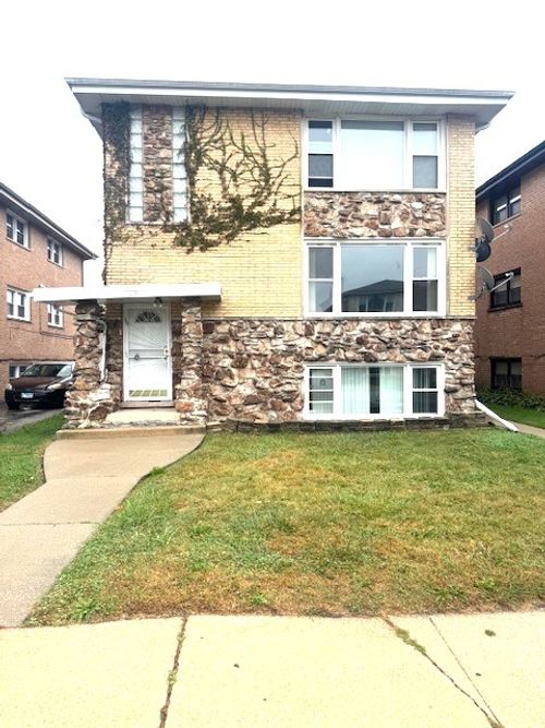 g-339 Yates Ave, Calumet City, IL, 60409-1852 | Card Image