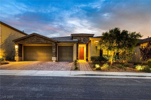 4631 Amazing View St, Las Vegas, NV, 89129-3338 | Card Image