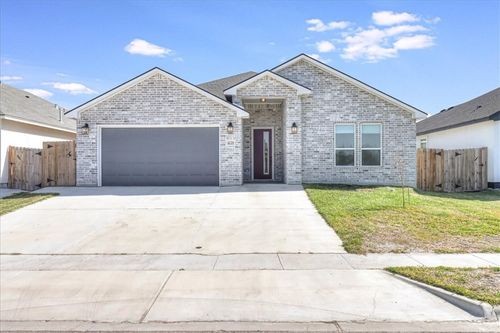 4126 Azali Dr, Corpus Christi, TX, 78414-1332 | Card Image