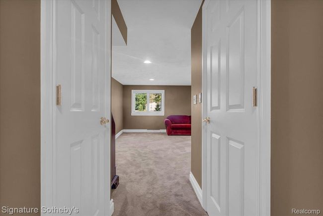 Spacious Bedroom 3 | Image 29