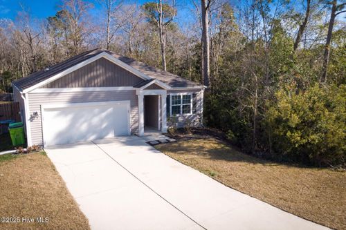 120 Mardella Way, Holly Ridge, NC, 28445-5900 | Card Image