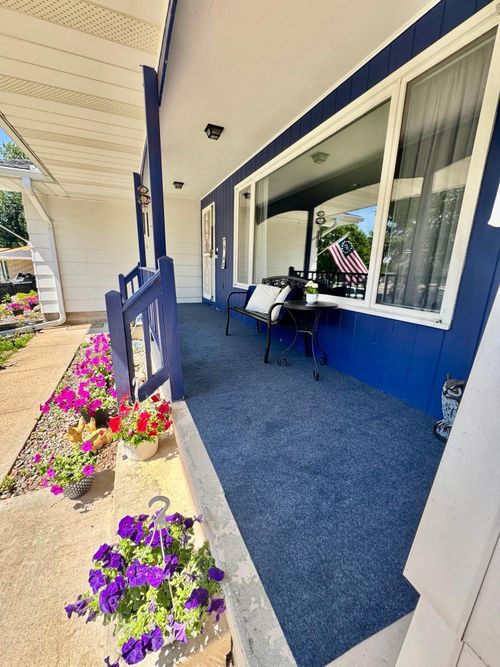 1516 Wellington Cres, Faribault, MN, 55021-6731 | Card Image