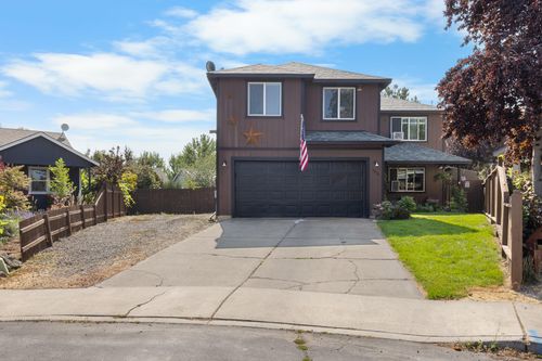 1216 Sw 32nd Ct, Redmond, OR, 97756-8470 | Card Image