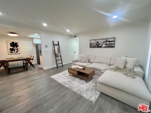 5-408 Burchett St, Glendale, CA, 91203-1338 | Card Image