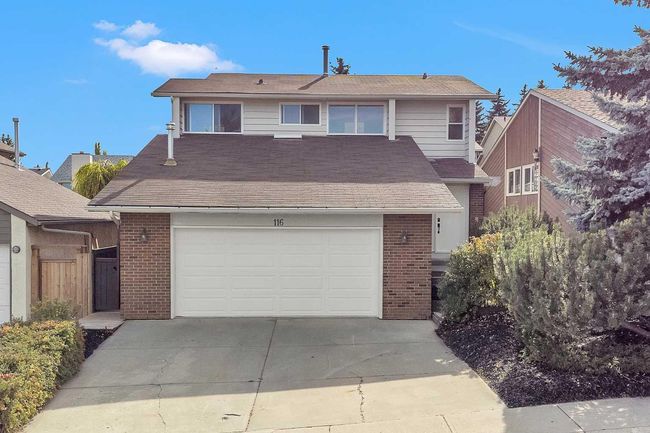 116 Strathcona Close Sw, House other with 4 bedrooms, 4 bathrooms and 4 parking in Calgary AB | Image 29