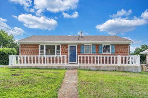 1519 S Pacific Dr, Vinton, VA, 24179-1421 | Card Image