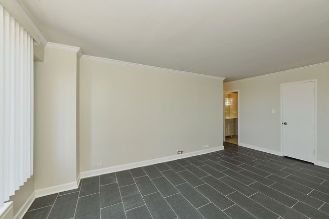 APT-1704 - 7033 N Kedzie Ave, Condo with 2 bedrooms, 2 bathrooms and 2 parking in Chicago IL | Image 20