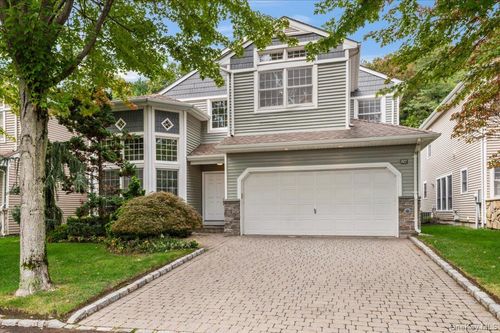 134 Sagamore Dr, Plainview, NY, 11803-1524 | Card Image