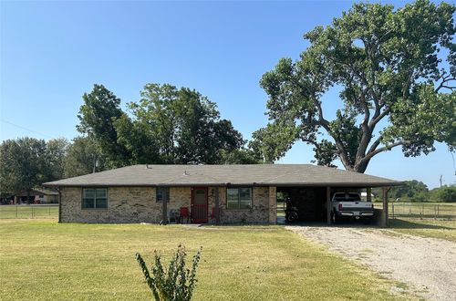 1689 W Fm 898, Bonham, TX, 75418-8018 | Card Image