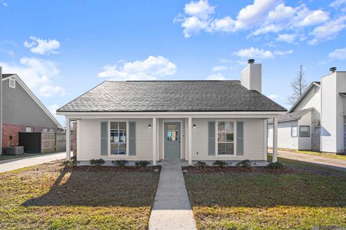 13566 Parwood Ave, Baton Rouge, LA, 70816-1471 | Card Image