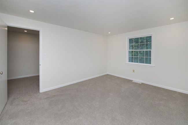 22 - 22 Brandee Ln, House attached with 2 bedrooms, 2 bathrooms and 2 parking in Methuen MA | Image 14