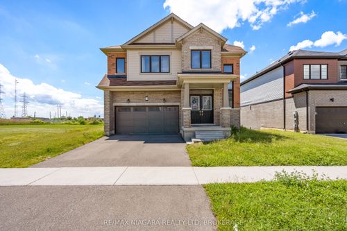 110 Explorer Way, Thorold, ON, L2V0K3 | Card Image