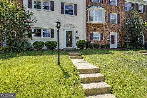 1947 Kirby Rd, Mclean, VA, 22101-5556 | Card Image