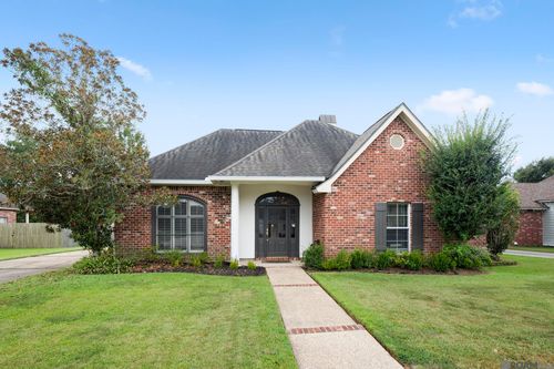 19036 Vignes Lake Ave, Baton Rouge, LA, 70817-7649 | Card Image