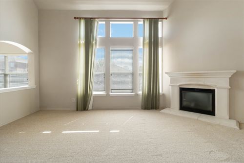 2680 Silver Hill Dr, Fort Worth, TX, 76131-2085 | Card Image