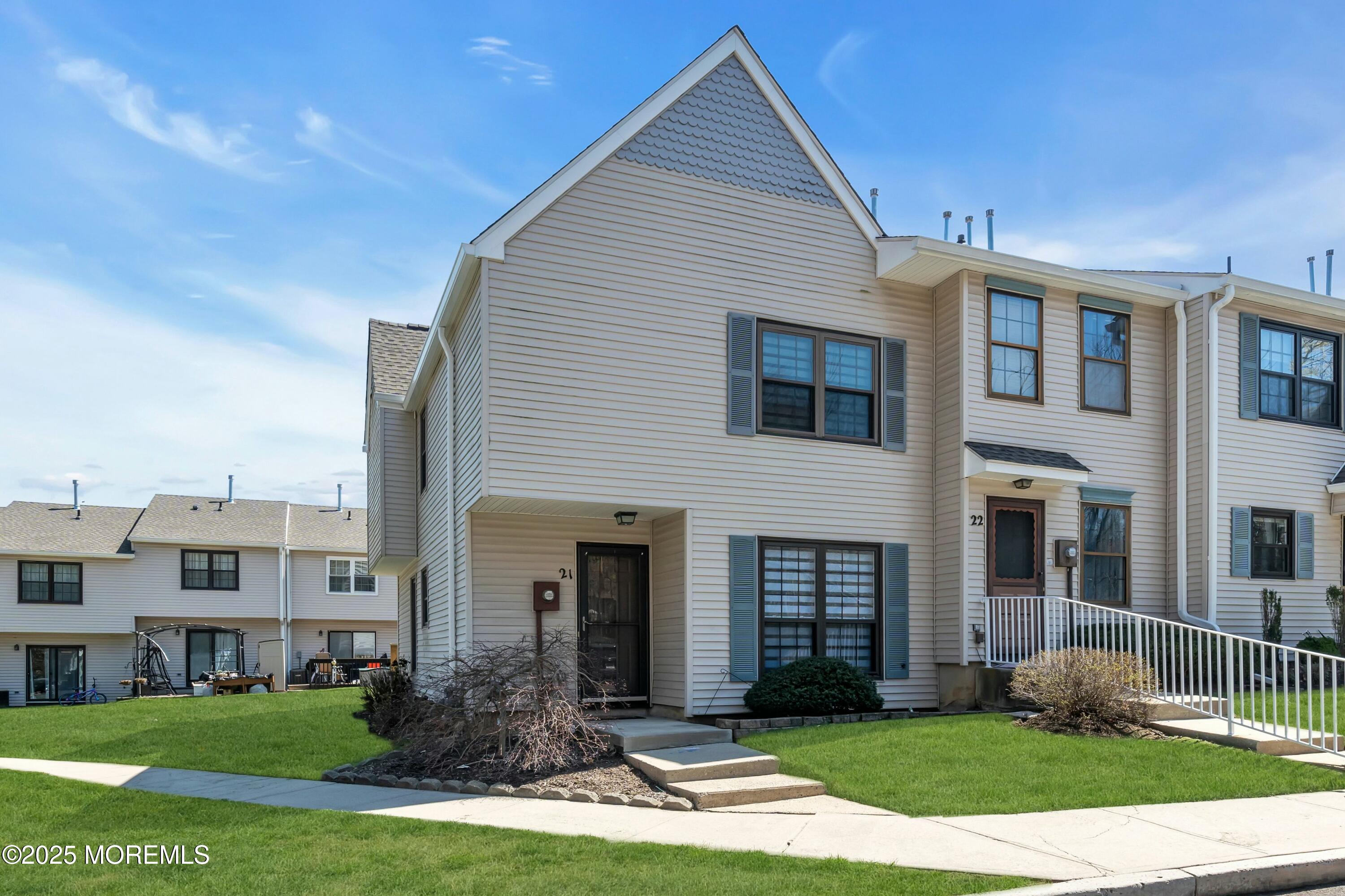Residential Lease in Manalapan 3