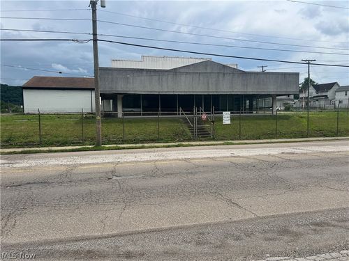 1340 Pennsylvania Ave, East Liverpool, OH, 43920-2156 | Card Image