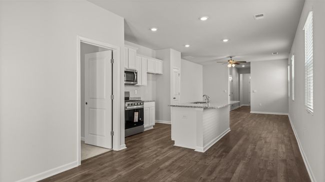 The Abbey 439 Kentbury The Burke_0012_re | Image 5