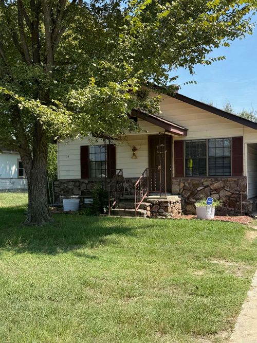 34 Robinson Rd, Greenbrier, AR, 72058-9504 | Card Image