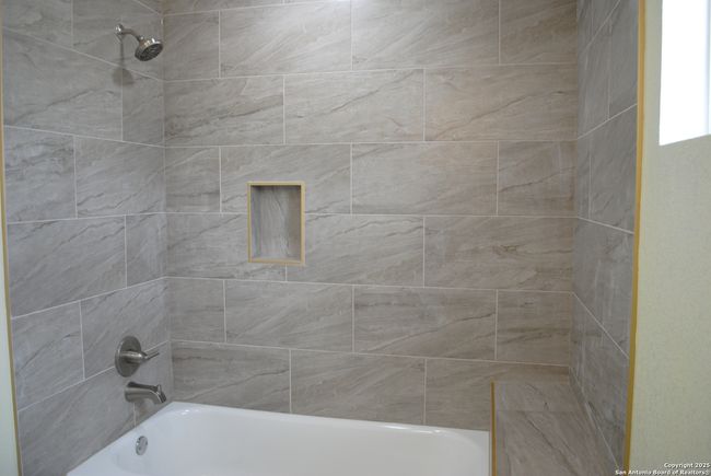 4337 Throne, House other with 4 bedrooms, 4 bathrooms and null parking in Von Ormy TX | Image 27