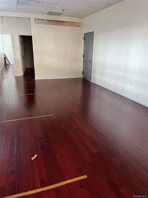 60-19 Roosevelt Ave, Woodside, NY, 11377-4375 | Card Image