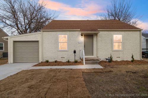 409 72nd East Ave, Tulsa, OK, 74112-1917 | Card Image