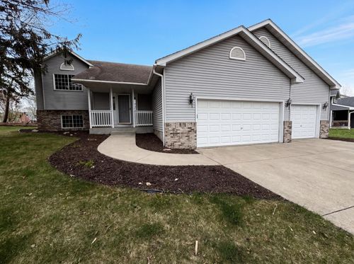128 Dutch Lake Trl, Howard Lake, MN, 55349-5135 | Card Image