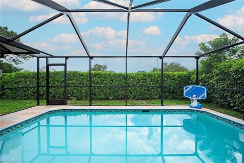 108 Greenview St, MARCO ISLAND, FL, 34145-4010 | Card Image