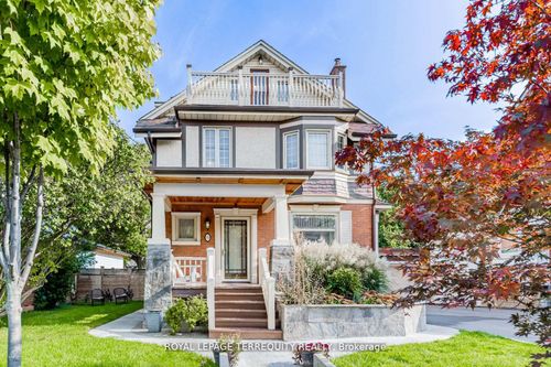 35 Joseph St, York, ON, M9N2H9 | Card Image