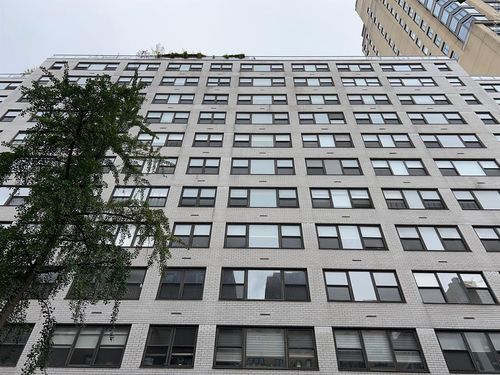 8de-420 51st St, New York, NY, 10022-8014 | Card Image