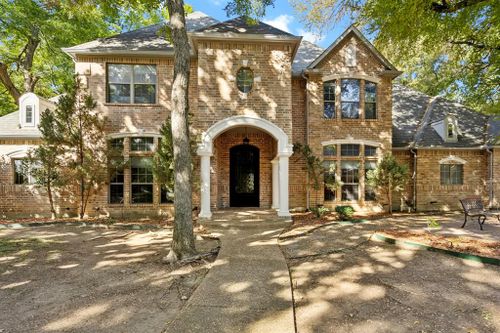 405 Forest River Circle, Fort Worth, TX, 76112 | Card Image