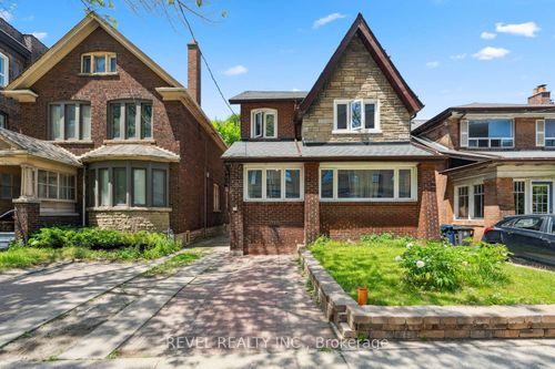 18 Glendale Ave, Toronto, ON, M6R2S7 | Card Image