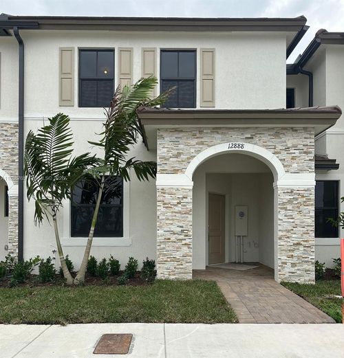 0-12888 Sw 233rd Ter, Homestead, FL, 33032-9239 | Card Image
