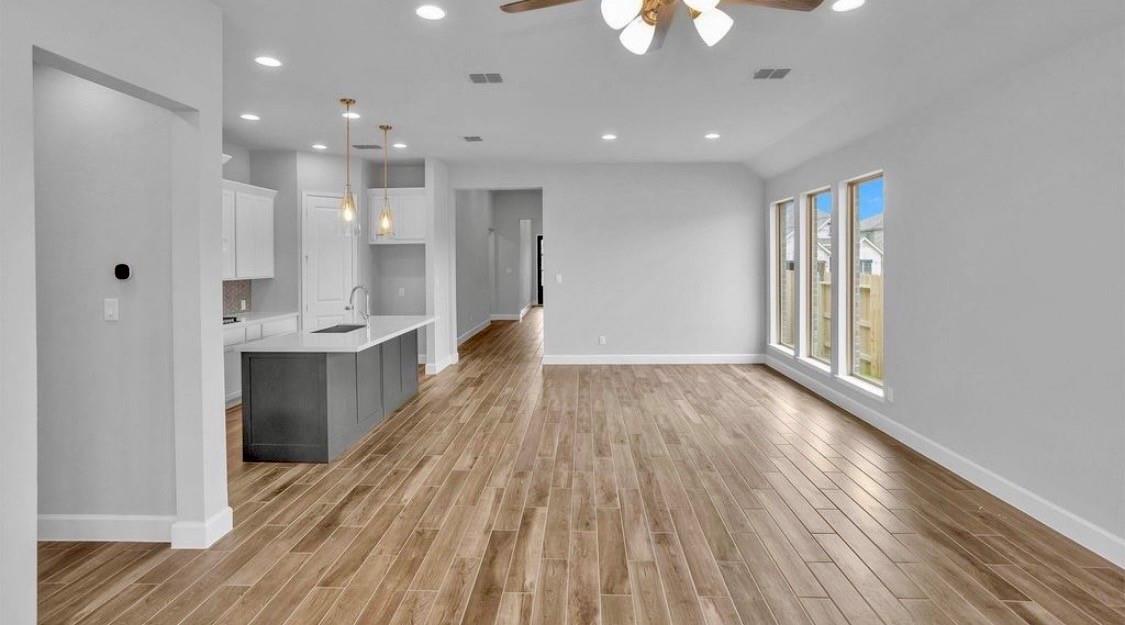 Residential Lease in Magnolia 3