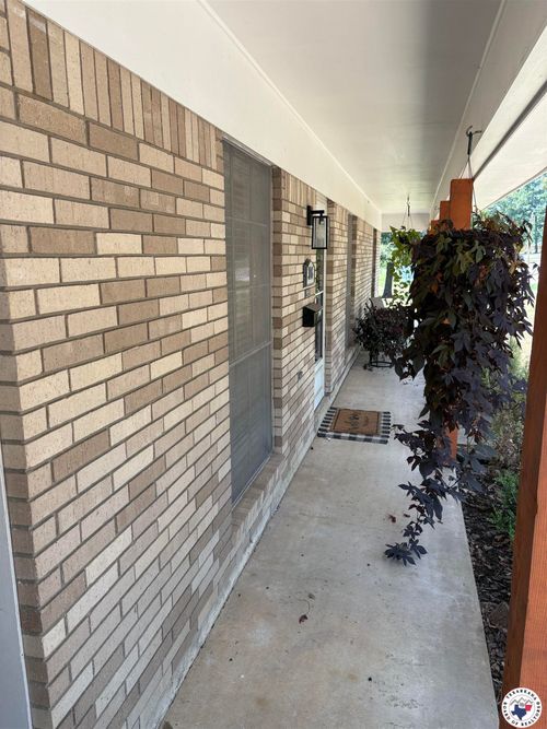 306 River Oaks, Jefferson, TX, 75657 | Card Image