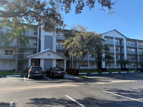 apt-204k-1300 Sw 125th Ave, Pembroke Pines, FL, 33027-7118 | Card Image