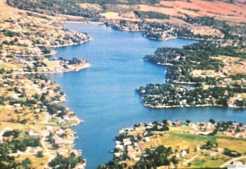 1812 Beaver Lake Blvd, Plattsmouth, NE, 68048-4727 | Card Image