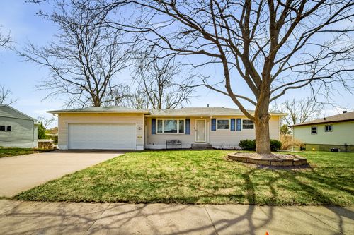 2535 Hayden Ave, Altoona, WI, 54720-1330 | Card Image