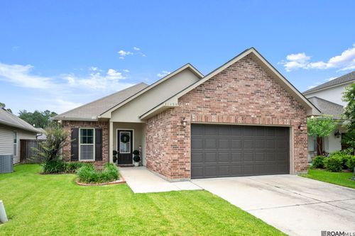 11435 Rossow Ct, Denham Springs, LA, 70726-6969 | Card Image