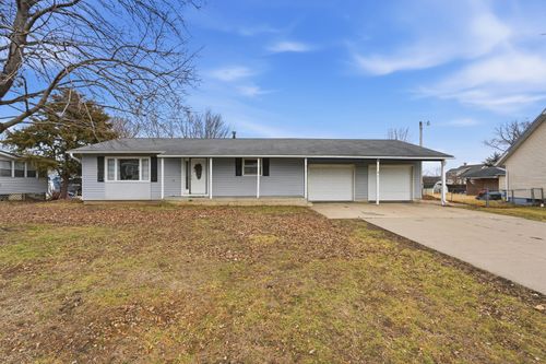 310 Vine St, Wilton, IA, 52778-9761 | Card Image