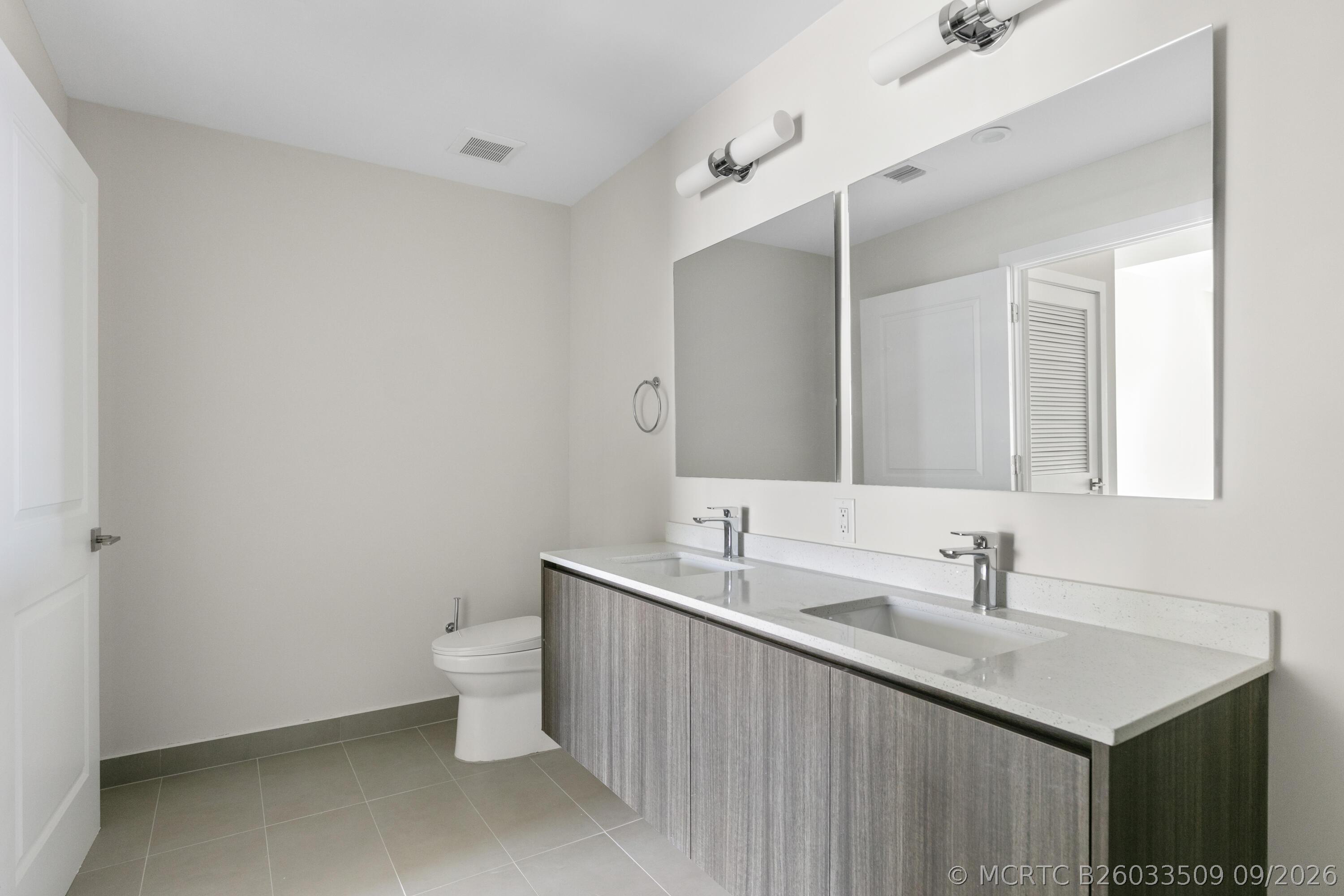 Residential in Hollywood 4