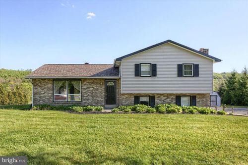 64 Fairway Dr, JONESTOWN, PA, 17038-8614 | Card Image