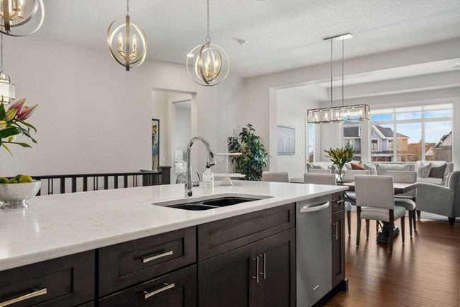 226 Artesia Gate, Home with 3 bedrooms, 4 bathrooms and 4 parking in Heritage Pointe AB | Image 12