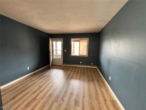 apt-10-519 Crosby St, Akron, OH, 44302-1517 | Card Image