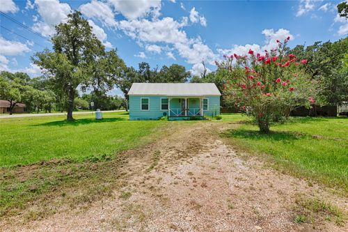 5810 Avenue E, Sheridan, TX, 77475 | Card Image