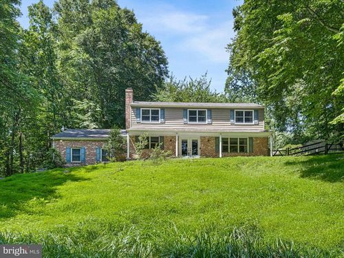 15 W Chapel Hill Dr, NEWARK, DE, 19711-3837 | Card Image
