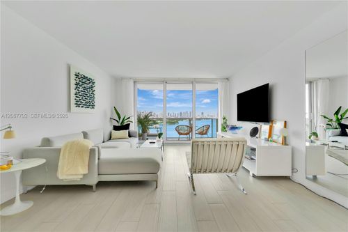 1417-1000 West Ave, Miami Beach, FL, 33139-4759 | Card Image