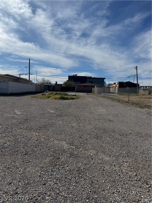 1933 N Bruce St, North Las Vegas, NV, 89030-6905 | Card Image