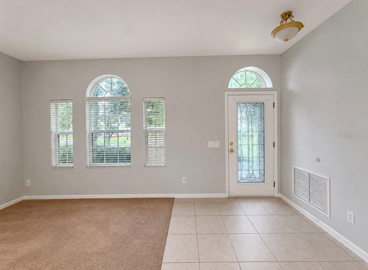 Residential Lease in LAND O LAKES 2
